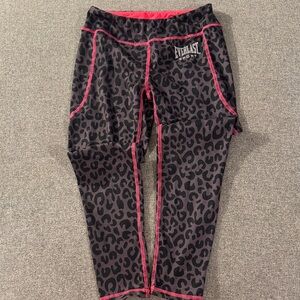 5/$15- Everlast Leopard Print Leggings